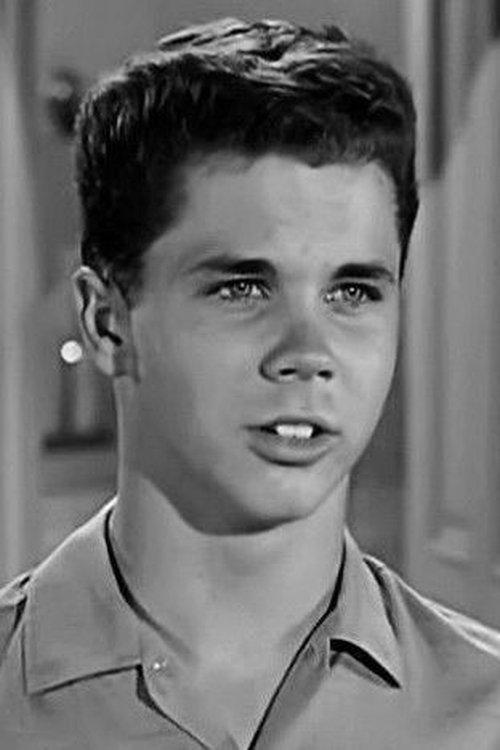 Tony Dow fotoğrafı