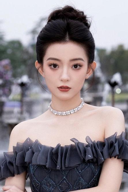 Luo Yutong fotoğrafı