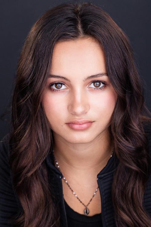 Kaylin Hayman fotoğrafı