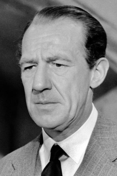 Michael Hordern fotoğrafı