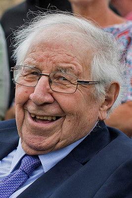 Henry Sandon fotoğrafı