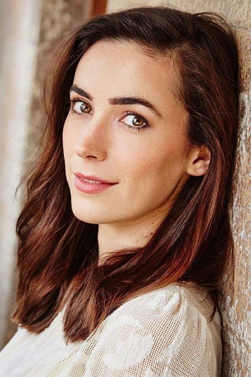 Geraldine Hakewill fotoğrafı