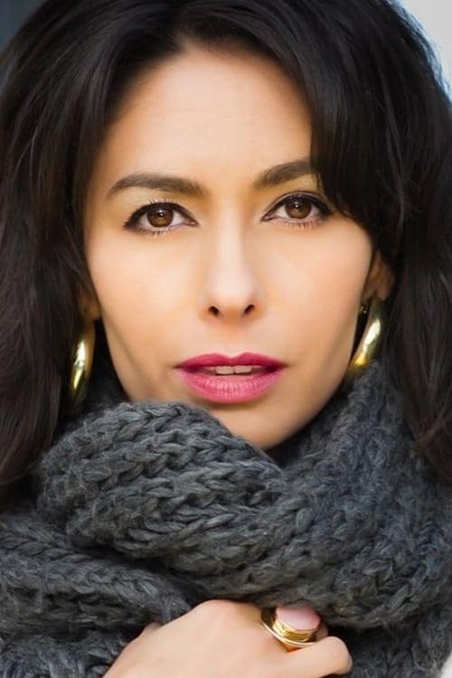 Carmen Moore fotoğrafı