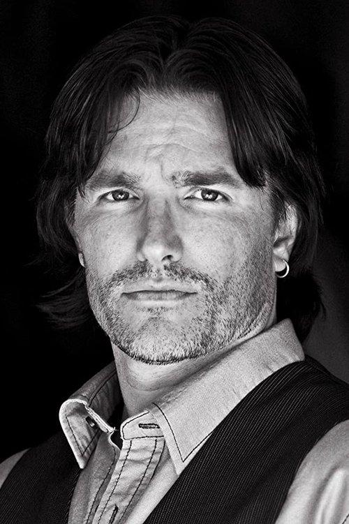 Frank John Hughes fotoğrafı