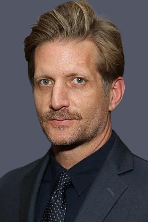 Paul Sparks fotoğrafı