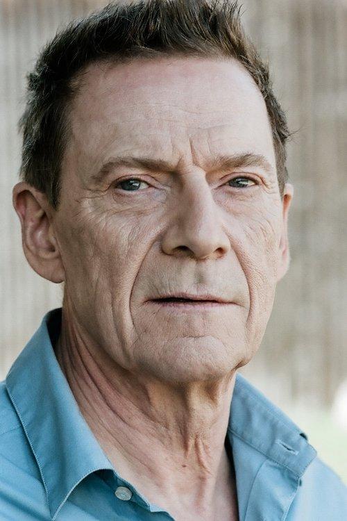 Jesper Christensen fotoğrafı