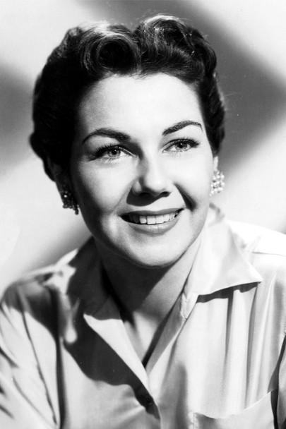 Jeanne Bates fotoğrafı