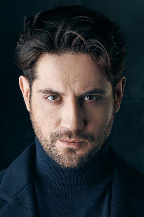 Mark Bogatyrev fotoğrafı