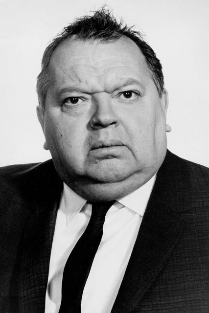 Leon Askin fotoğrafı