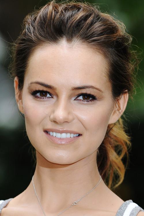 Kara Tointon fotoğrafı