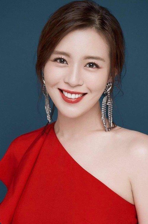 Esther Liu fotoğrafı