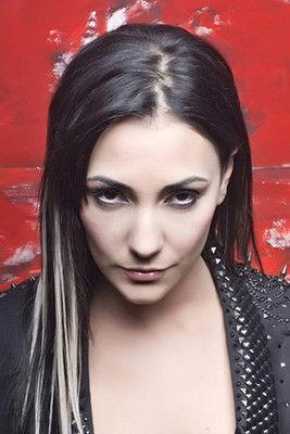 Özlem Tekin fotoğrafı