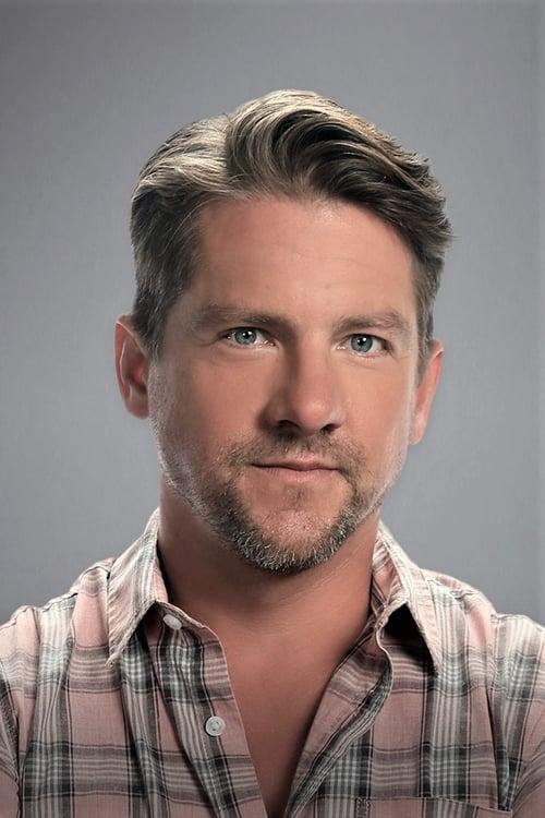Zachary Knighton fotoğrafı