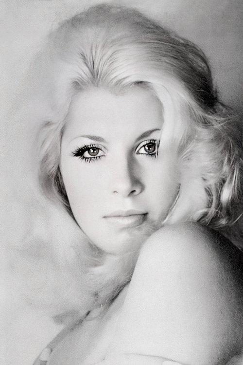 Claudia Islas fotoğrafı