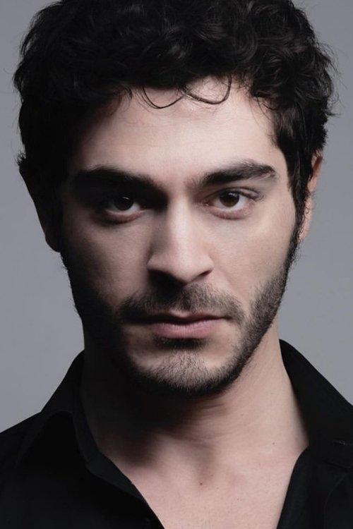 Burak Deniz fotoğrafı