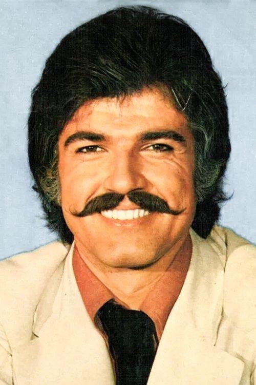 Serdar Gökhan fotoğrafı