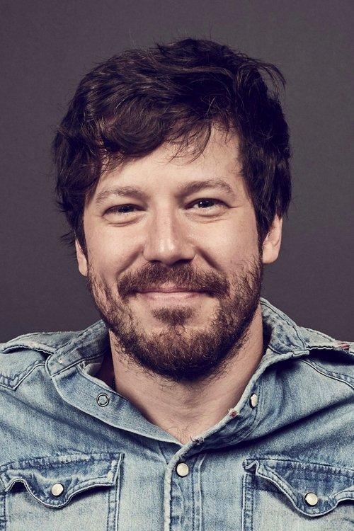 John Gallagher Jr. fotoğrafı