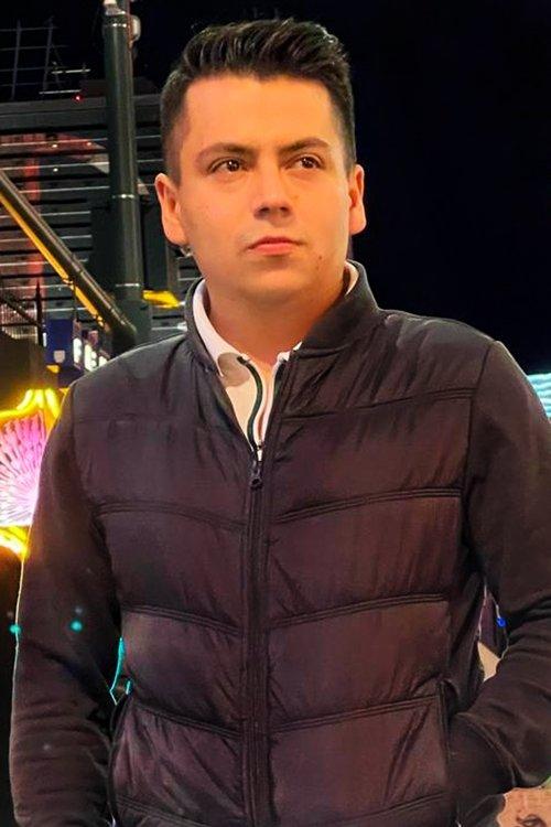 Adrian Alonso fotoğrafı