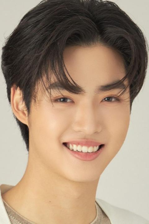 Metas Opas-iamkajorn fotoğrafı