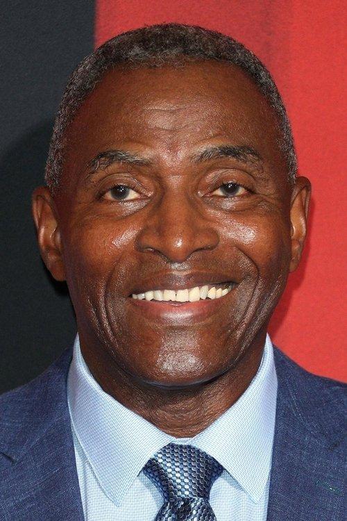 Carl Lumbly fotoğrafı