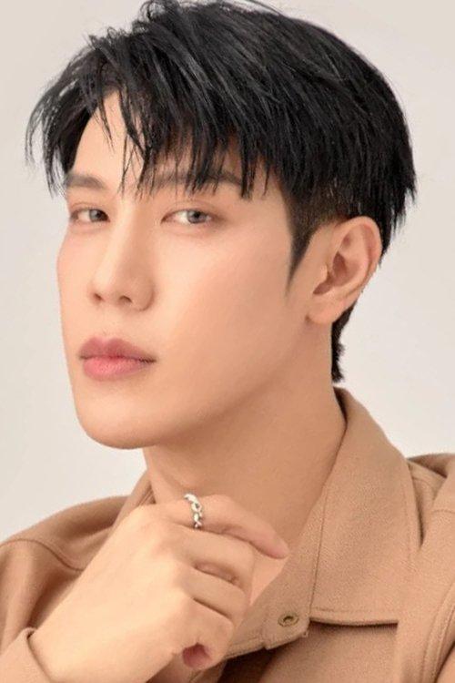 Sapol Assawamunkong fotoğrafı