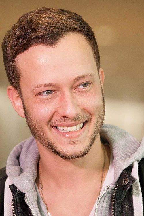 Yon Tumarkin fotoğrafı