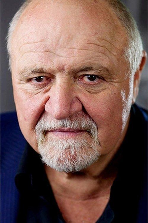 Steve Eastin fotoğrafı