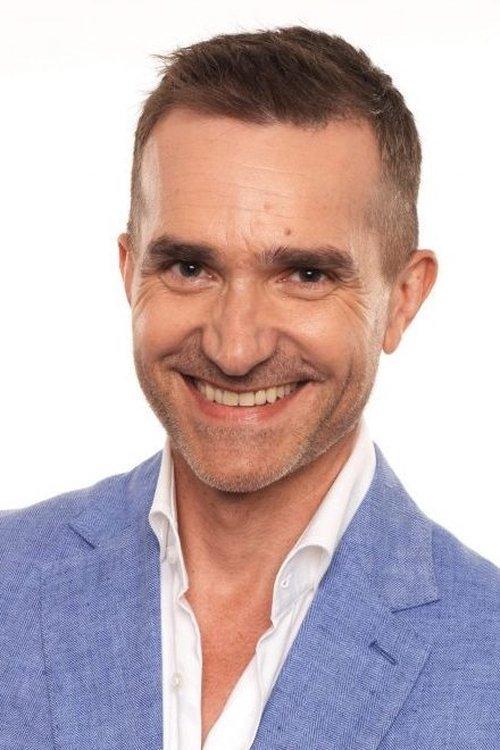 John Aiken fotoğrafı