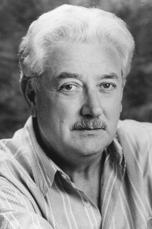 Joseph Maher fotoğrafı