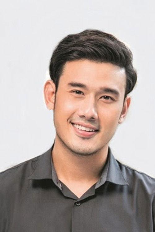 Top Tawin Surachardkait fotoğrafı