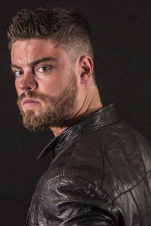 Jordan Devlin fotoğrafı