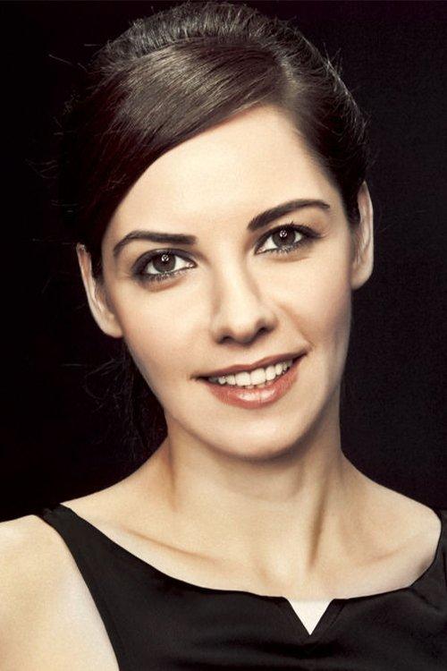 Ahu Türkpençe fotoğrafı