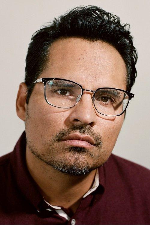 Michael Peña fotoğrafı