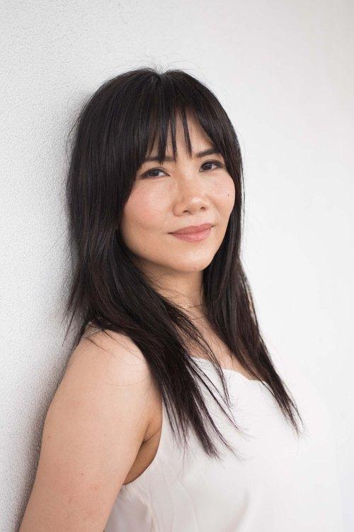 Emy Coligado fotoğrafı