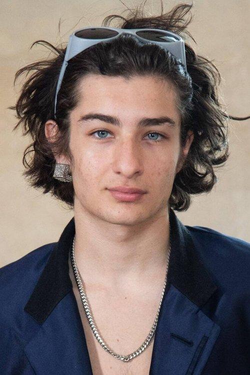 Sunny Suljic fotoğrafı