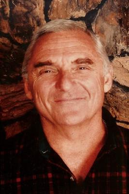 James Whitmore Jr. fotoğrafı