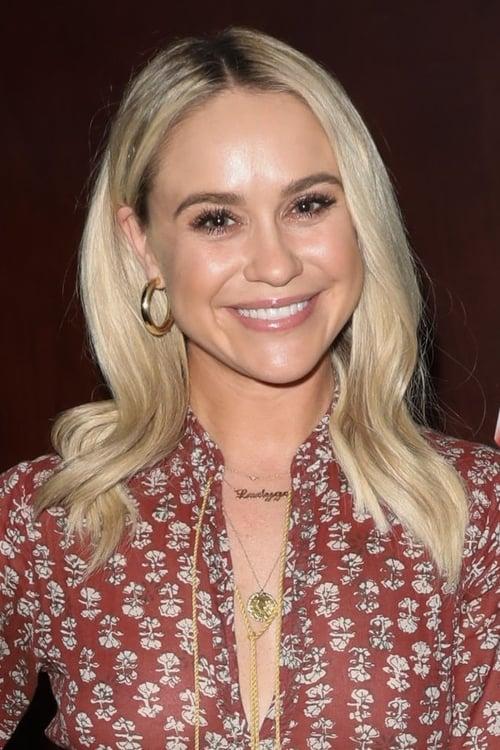 Becca Tobin fotoğrafı
