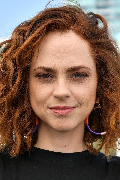 Fiona Dourif fotoğrafı