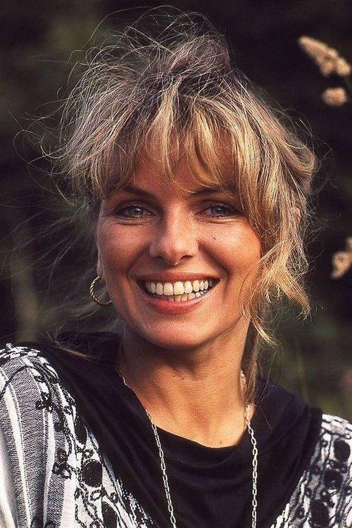 Julie Ege fotoğrafı