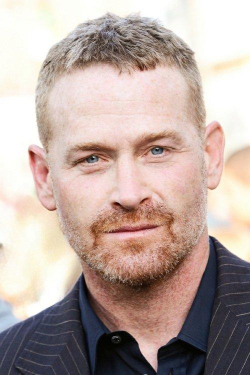 Max Martini fotoğrafı