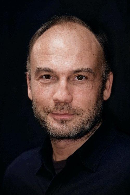 Mahir Günşiray fotoğrafı