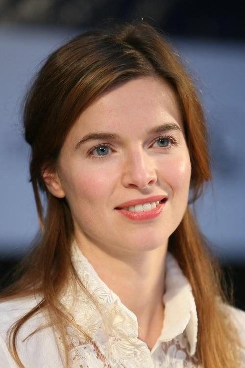Thekla Reuten fotoğrafı