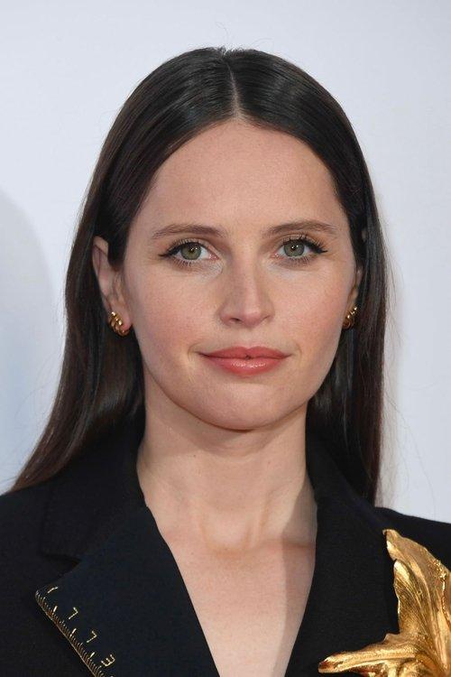Felicity Jones fotoğrafı