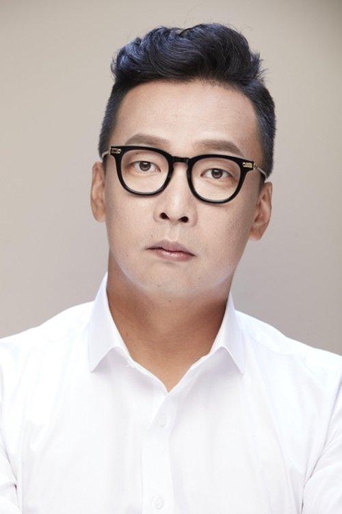 Park Joon-hyung fotoğrafı