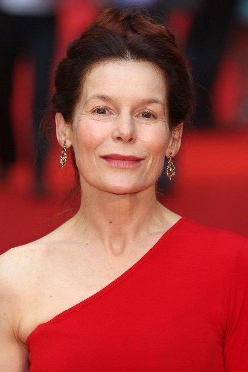 Alice Krige fotoğrafı