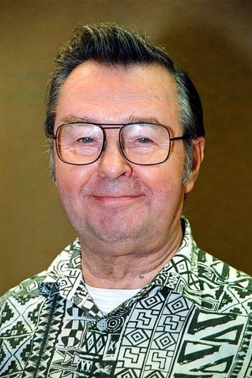 Ernst H. Hilbich fotoğrafı