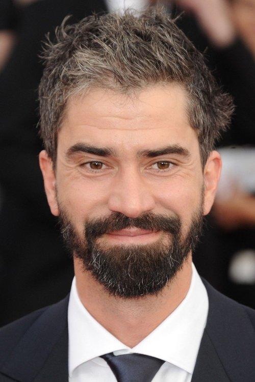 Hamish Linklater fotoğrafı