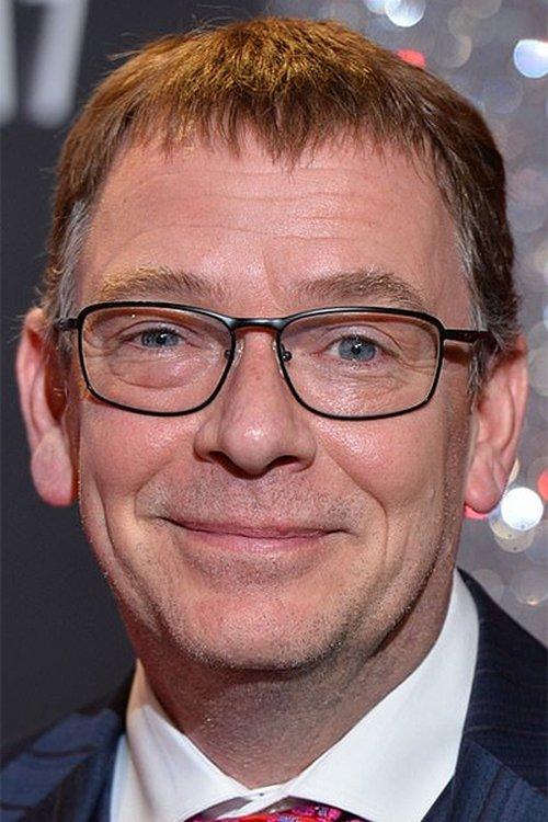 Adam Woodyatt fotoğrafı
