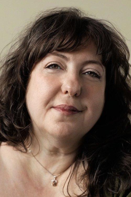 Ashlie Atkinson fotoğrafı