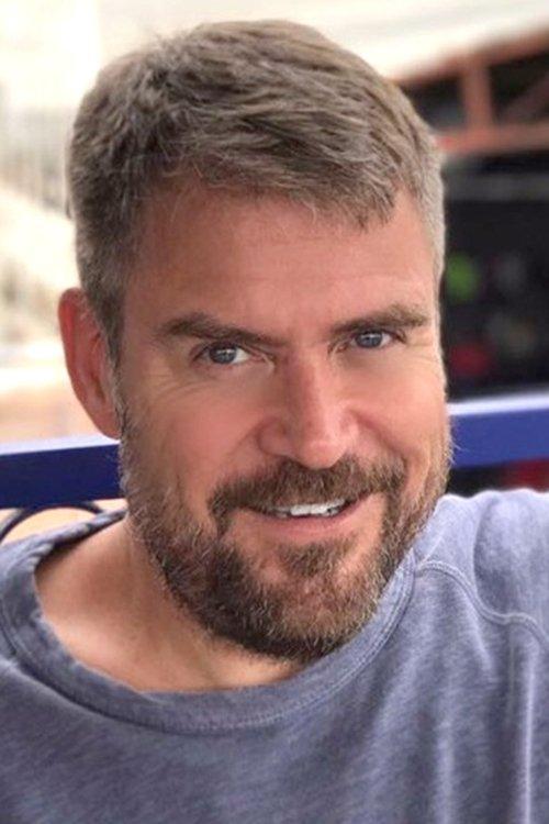 Peter Hume fotoğrafı